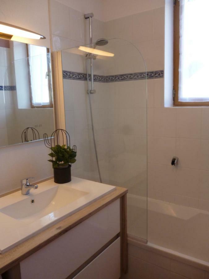 4 Clarence App Avec Parking Hyper Centre Thonon Apartment Exterior photo